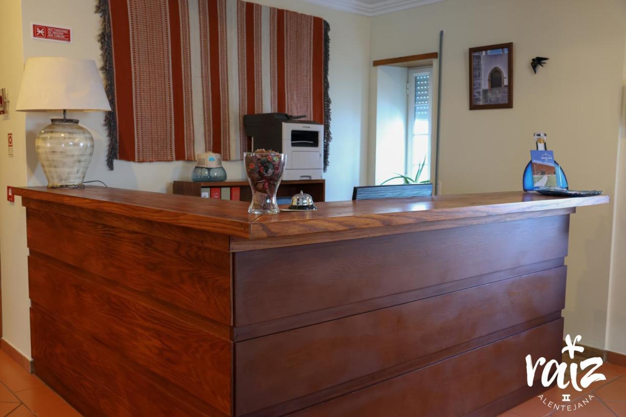 Raiz Alentejana II Bed & Breakfast Регуенгос де Монсараз Екстериор снимка
