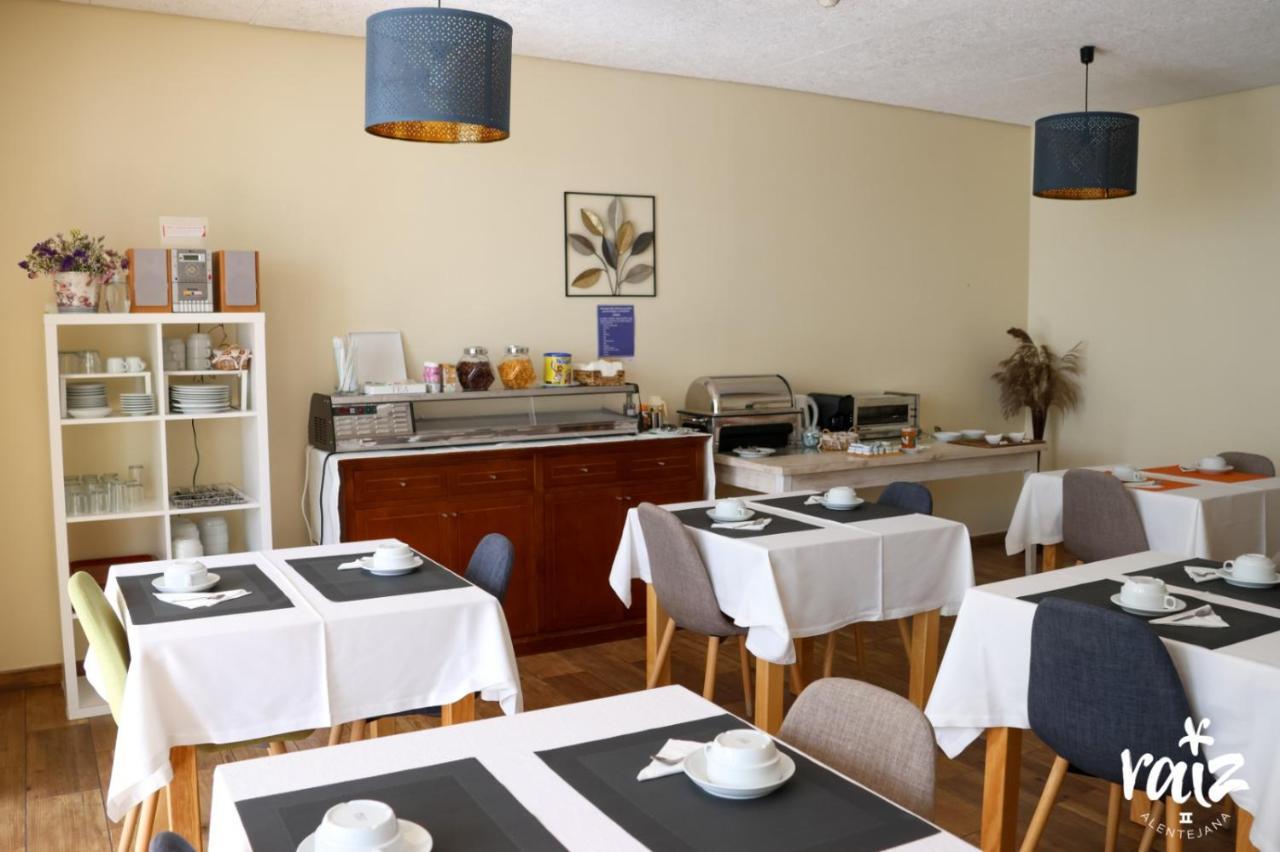 Raiz Alentejana II Bed & Breakfast Регуенгос де Монсараз Екстериор снимка